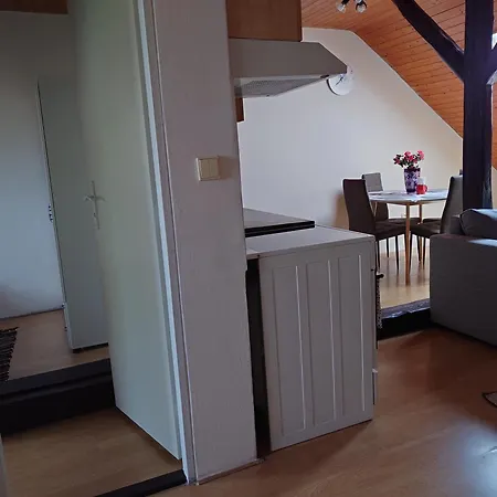 Zukalka 2Kk - 3Patro アパート オストラヴァ