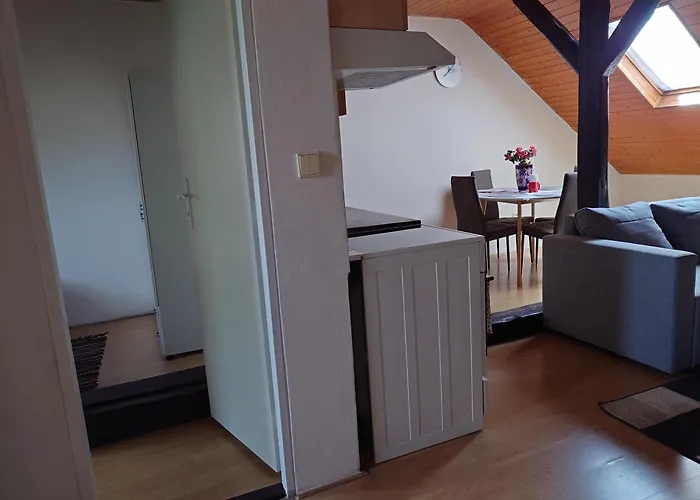 Zukalka 2kk - 3 Apartman Ostrava