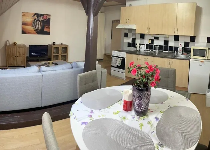 Zukalka 2kk - 3 Apartman *